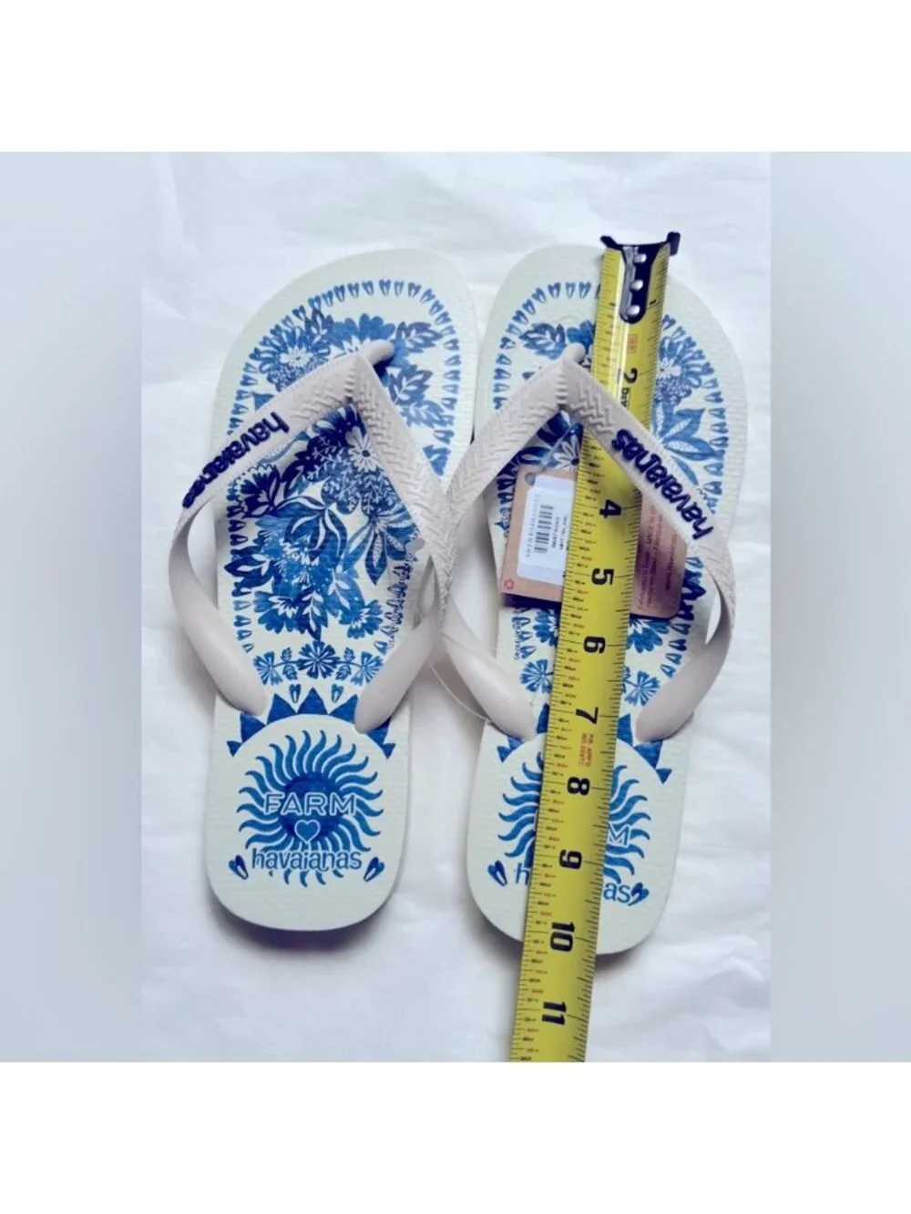 NWT Size 9/10 - Havaianas X Farm Rio Flora Tapestry Flip Flops - Picture 6 of 16